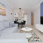 Perlowa Przystan By Renters Apartment *