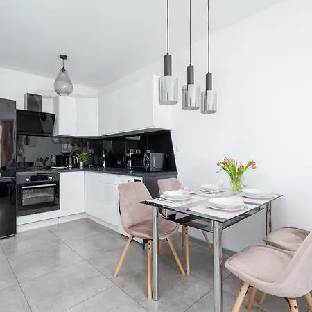 Perlowa Przystan By Renters Appartamento Kołobrzeg